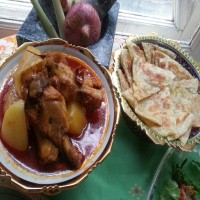 แกงมัสมั่นไก่ และ น้ำพริกแกงมัสมั่น